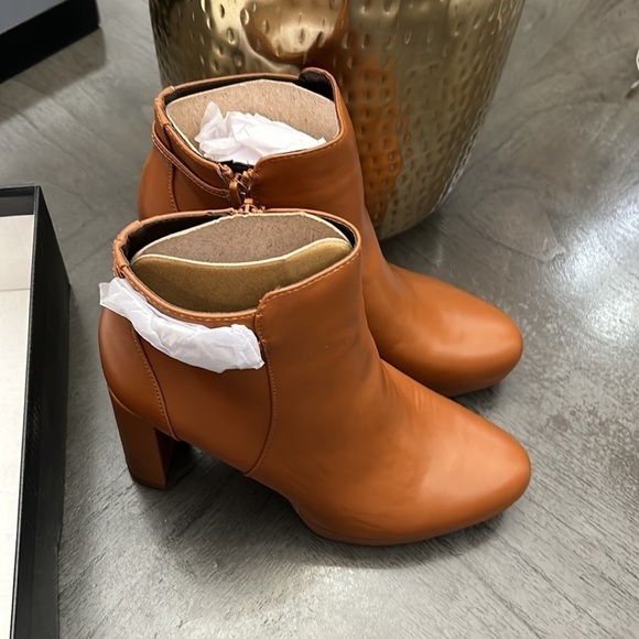 Naturalizer Berri Bootie (WIDE) - Picture 5 of 12